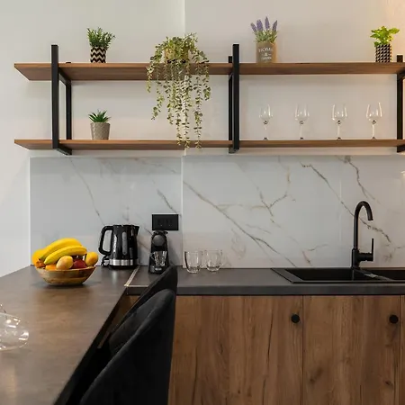 מלון דירות Ruby Luxury