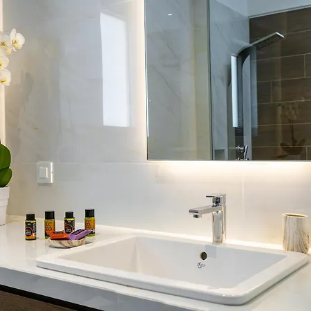 Ruby Luxury Aparthotel 4*