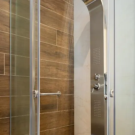 Ruby Luxury Aparthotel 4*