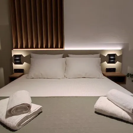 アパートホテル Ruby Luxury 4*